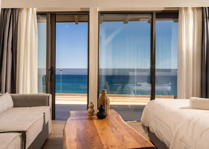 Palm Luxury Seafront דירה