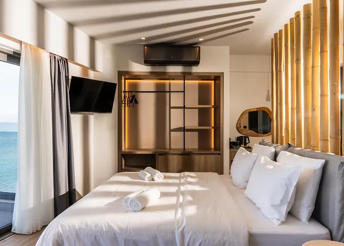 Palm Luxury Seafront דירה