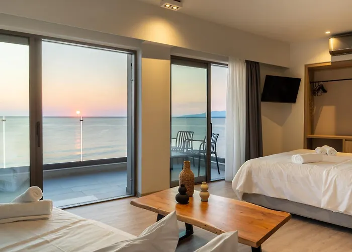 Palm Luxury Seafront דירה