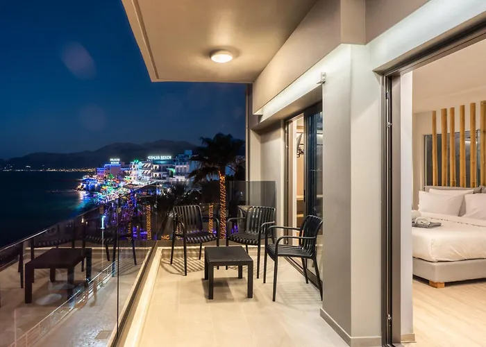 Palm Luxury Seafront דירה *