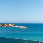 Palm Luxury Seafront Suites, Next To Palm Club, Lively Nights Apartman *