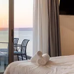 Palm Luxury Seafront Suites, Next To Palm Club, Lively Nights Apartamento *