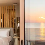 Palm Luxury Seafront Suites, Next To Palm Club, Lively Nights Apartman *
