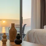 Palm Luxury Seafront Suites, Next To Palm Club, Lively Nights Herszonisszosz