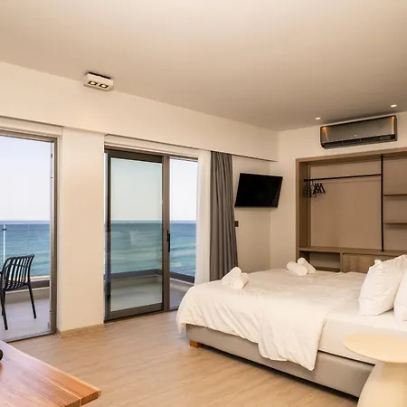 Palm Luxury Seafront Suites, Next To Palm Club, Lively Nights * 헐소니소스
