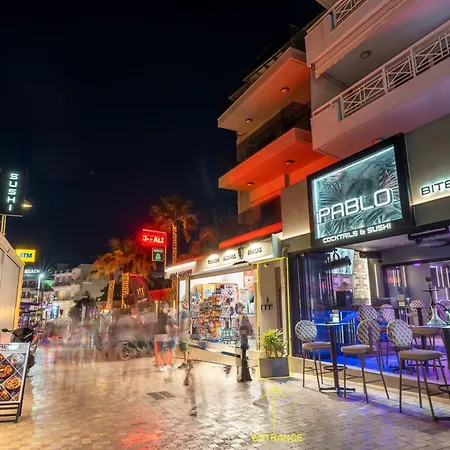 아파트 Palm Luxury Seafront Suites, Next To Palm Club, Lively Nights *