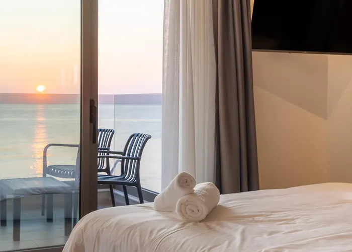 Palm Luxury Seafront アパート *