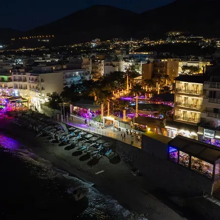 Palm Luxury Seafront Suites, Next To Palm Club, Lively Nights *