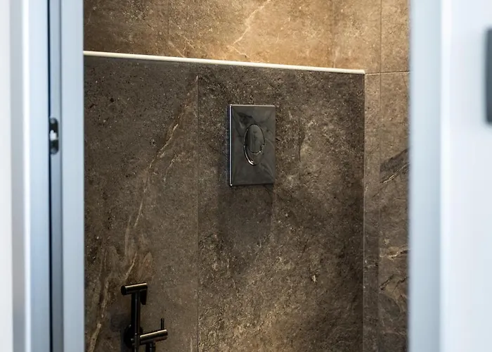 Апартаменти Palm Luxury Seafront *