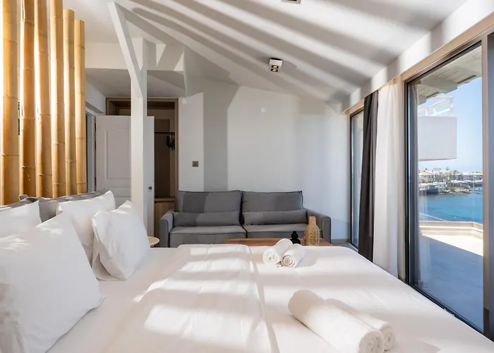 Palm Luxury Seafront *