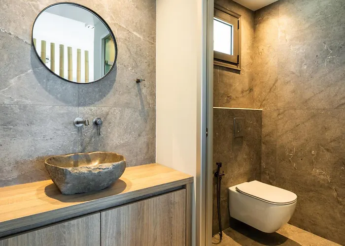 Апартаменти Palm Luxury Seafront *